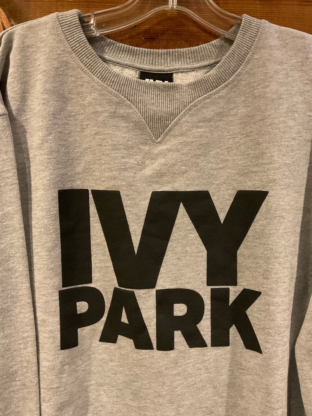 Ivy Park Women’s Crewneck Sweatshirt Oversized - Gray size Small - Picture 4 of 5